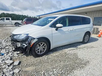 2020 Chrysler Voyager 2C4RC1CG3PR558292