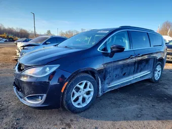 2017 Chrysler Pacifica 2C4RC1BG0HR704554 Lot 75710595