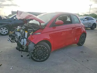 2024 Fiat 500e ZFAFFAA44RX210452