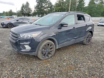 2017 Ford Escape 1FMCU9JD8HUD54405 Lot 56833636