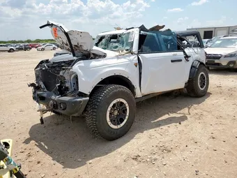 2023 Ford Bronco 1FMEE5DP1PLC02975