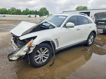 2015 Infiniti QX70 JN8CS1MU8FM380513