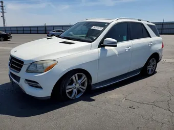 2015 Mercedes-Benz M-Class 4JGDA5JB3FA596487