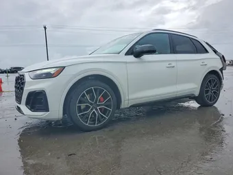 2023 Audi SQ5 WA1B4AFY1P2178315