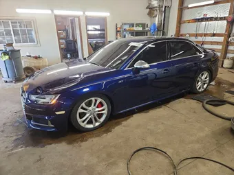 2018 Audi S4 WAUB4AF42JA045494
