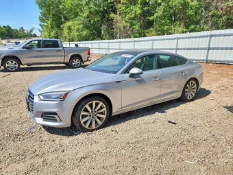 2018 Audi A5 WAUBNCF52JA074995