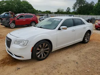 2019 Chrysler 300 2C3CCAAGXKH612313 Lot 52617606