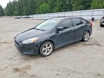 2015 Ford Focus 1FADP3E22FL334827