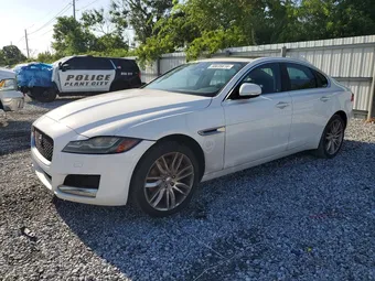 2016 Jaguar XF SAJBE4BV4GCY06332