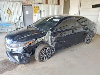 2023 Kia Forte 3KPF24AD7PE611013 Lot 47635026