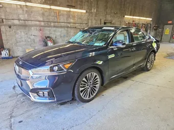 2018 Kia Cadenza KNALC4J13J5097215