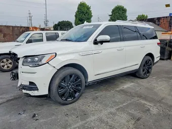 2024 Lincoln Navigator 5LMJJ2LG2REL13016