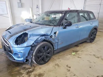 2017 Mini Clubman WMWLU5C39H2G02142