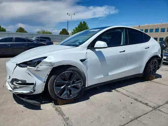 2024 Tesla Model Y 7SAYGDEE5RA332721 Lot 55157916