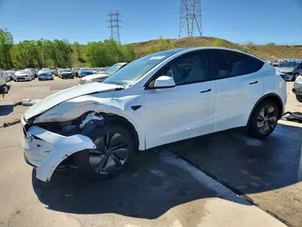 2026 Tesla Model Y 7SAYGDED9TF417000 Lot 53353726