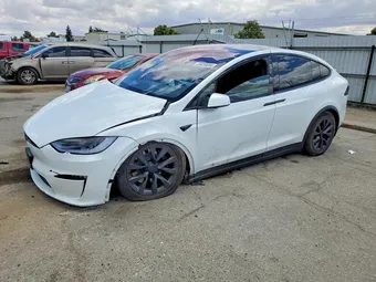 2023 Tesla Model X 7SAXCAE5XPF425711