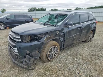 2018 Toyota Highlander 5TDJZRFH0JS820959 Lot 49927026