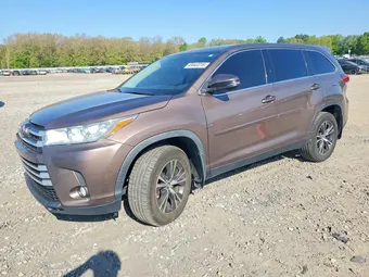 2019 Toyota Highlander 5TDBZRFH7KS700663 Lot 49443316