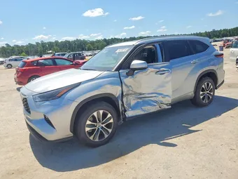 2024 Toyota Highlander 5TDKARAH0RS530607 Lot 54208116