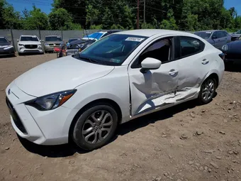 2017 Toyota Yaris 3MYDLBYV3HY173681