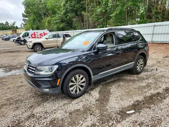 2018 Volkswagen Tiguan 3VV3B7AX5JM019185