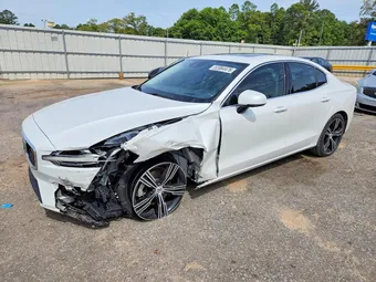 2022 Volvo S60 7JRL12TL9NG154069