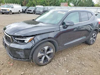 2023 Volvo XC40 YV4L12UN1P2943134