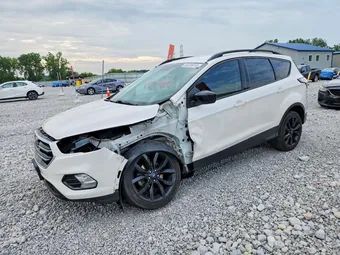 2017 Ford Escape 1FMCU0GD1HUB99490 Lot 56238616