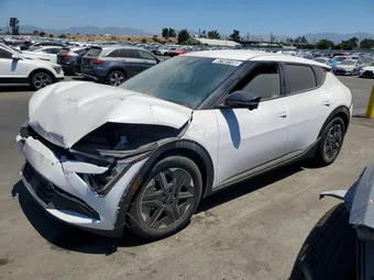 2025 Kia EV6 5XYC34JAXSG011071