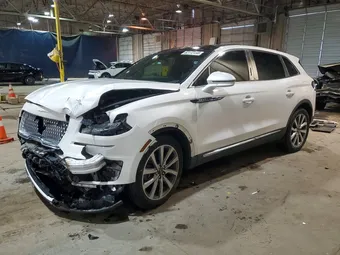 2019 Lincoln Nautilus 2LMPJ8K94KBL47127