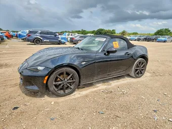 2020 Mazda MX-5 Miata JM1NDAC72L0414796