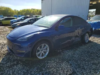 2023 Tesla Model Y 7SAYGAEE0PF774434