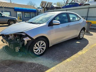 2018 Toyota Corolla 5YFBURHEXJP835144 Lot 47831206