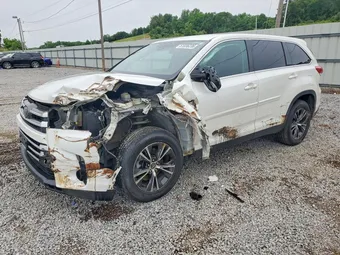 2019 Toyota Highlander 5TDZZRFH2KS305532 Lot 51036236