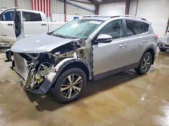 2017 Toyota RAV4 2T3RFREV0HW563703 Lot 58256416