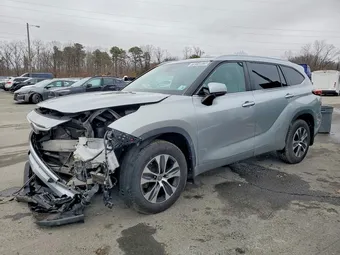 2023 Toyota Highlander 5TDKBRCH3PS126997 Lot 78310825