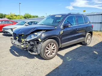 2017 Volkswagen Tiguan WVGRV7AX9HK019574 Lot 56296016