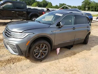 2022 Volkswagen Tiguan 3VV3B7AX7NM107175