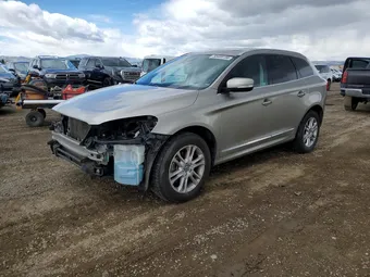 2015 Volvo XC60 YV4612RK9F2707339