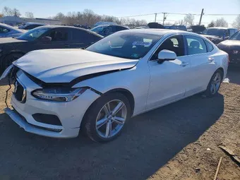 2018 Volvo S90 LVY982MK2JP035289