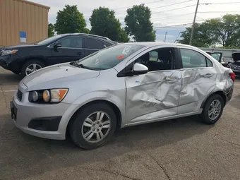 2015 Chevrolet Sonic 1G1JC5SG2F4147157