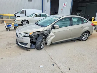 2016 Ford Focus 1FADP3F23GL261533