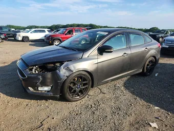 2016 Ford Focus 1FADP3F24GL266532