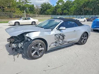 2015 Ford Mustang 1FATP8EM8F5372030