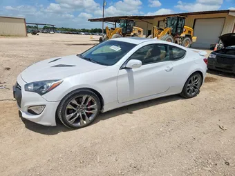 2016 Hyundai Genesis KMHHU6KJXGU131404