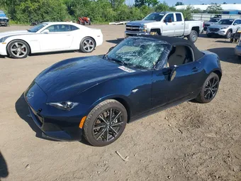 2025 Mazda MX-5 Miata JM1NDAD70S0652093