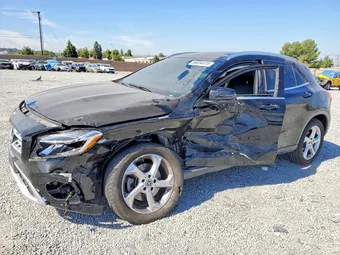 2018 Mercedes-Benz GLA-Class WDCTG4GB8JJ448466