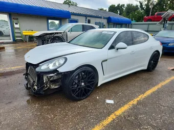 2015 Porsche Panamera WP0AA2A75FL004741