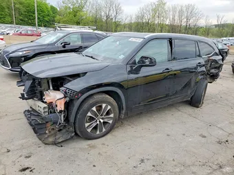 2022 Toyota Highlander 5TDGZRBH8NS576192 Lot 52218416