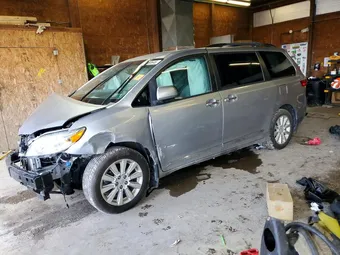 2015 Toyota Sienna 5TDDK3DC2FS097564